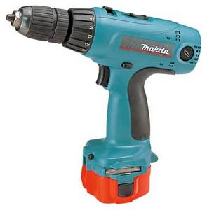 Шуруповерт Makita 6317DWAE