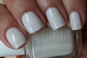 Essie Marshmallow