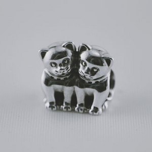Pandora love kittens charm