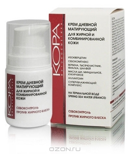 Кора Крем дневной матирующий для комбинированной и жирной кожи