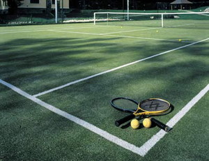 Научиться играть в теннис!