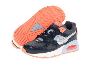 Nike Air Max IVO