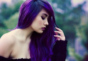 violet hair