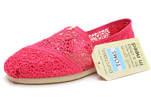 Women's Toms Fuchsia Crochet Classics Shoes