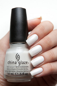 China Glaze - Dandy Lyin’ Around