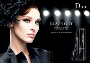 Тушь Diorshow Black Out