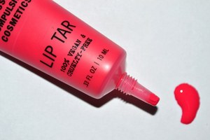 OCC Lip Tar in Queen