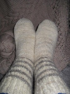 Толстые шерстяные вязаные носки