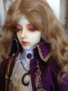 FS soom heliot romantic head horn crater removed (WS) - $360 pp fee not included pleas