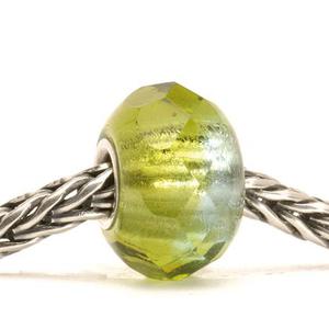 Trollbeads Зеленая призма