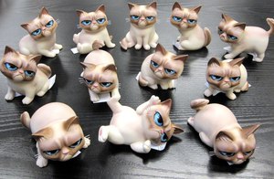 grumpy cat фигурка %)