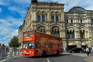 Покататься на двухэтажном экскурссионном автобусе по Москве