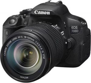 canon eos 700D