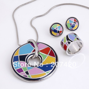 Украшения c цветной эмалью FREYVILLE