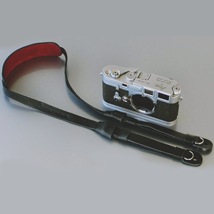 Special Luigi Deluxe Strap x Leica 2 Lenght Adjustments |
