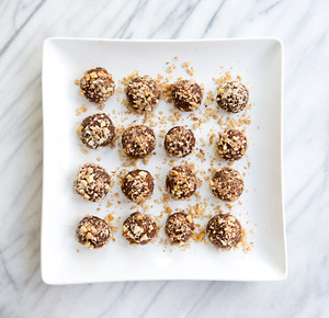 almond cocoa truffles