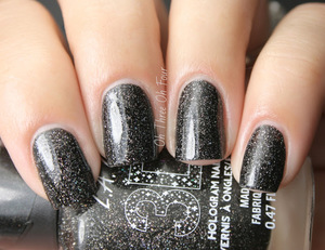 L.A. Girl Black Illusion