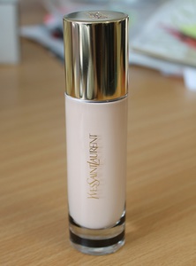 YSL Touché Éclat Foundation тон BR10