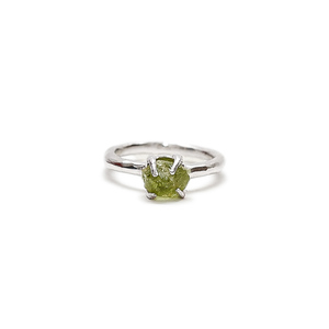 LEIA Ring With Peridot