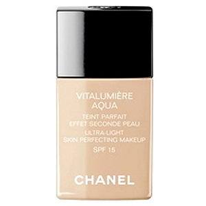 Chanel vitalumiere aqua #10