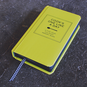 Cook's One Line a Day: A Five-Year Culinary Memory Book