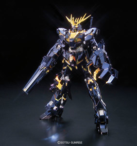 MG 1/100 RX-0 Banshee Titanium Finish Ver. Plastic Model