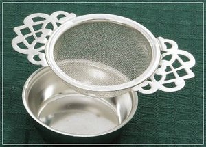 Victoria Tea Strainer with Drip Bowl by Lana's The Little House