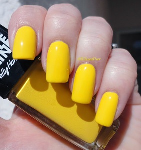 Sally Hansen Triple Shine, Lemon Shark 250