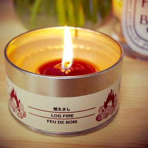 muji log fire candle