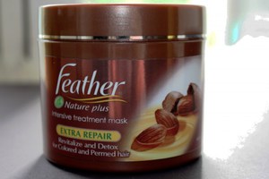 Маска Feather Nature Plus Extra Repair Intensive Treatment.