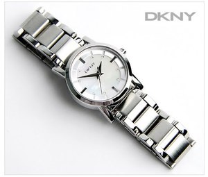 часы DKNY