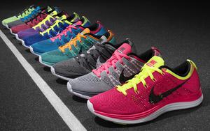 бігові кросівки