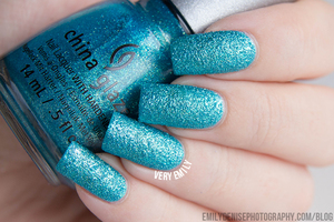 China Glaze Seahorsin Around