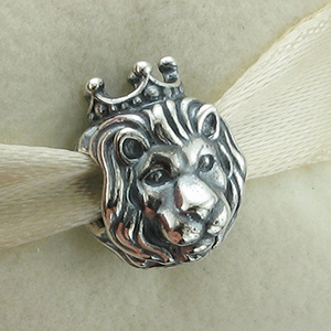 pandora lion head charm