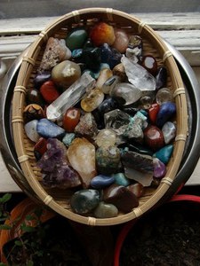 самоцветы и украшения из них