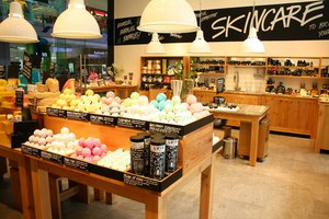 Продукция Lush (практически все, кроме мыла)