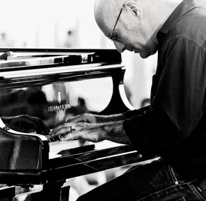 Пойти на концерт Ludovico Einaudi