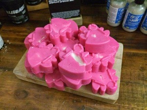 lush snow fairy sparkle massage bar