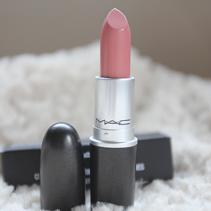mac creme cup lipstick