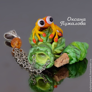 Аромакулон в форме ежевички