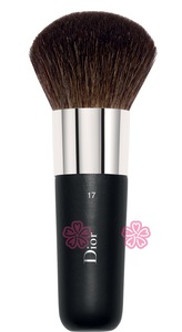 Dior Kabuki Brush №17