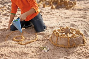 воронка для игры с водой и песком