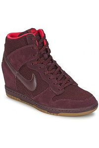 NIKE WMNS DUNK SKY HI ESSENTIAL