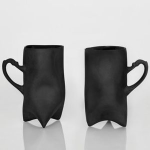 Set of 2 black porcelain cups