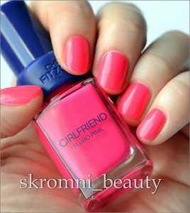 Christina Fitzgerald Girlfriend fluro pink