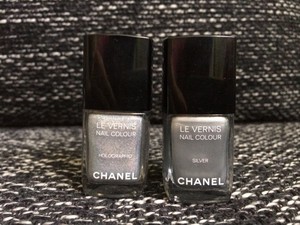 Лаки Chanel в оттенках Silver и Holographic