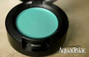 mac eye shadow aquadisiac