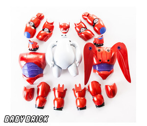 Набор фигурки Бэймакса с комплектом одежды-брони