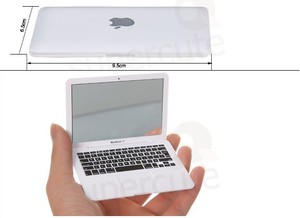 Macbook AIR（White)