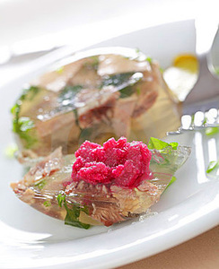 Холодца с хреном